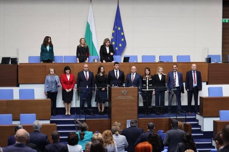 Resistencia en el Parlamento: ¡Velichie en camino al éxito!